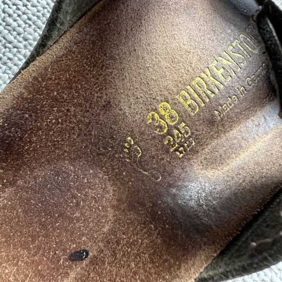 Birkenstock Sandals in Stone color - Picture 4 of 7